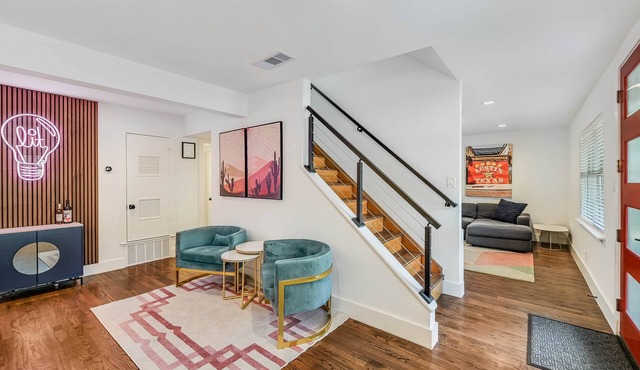 Cowboy Pool · 5 BR · 5 Min to Downtown Austin