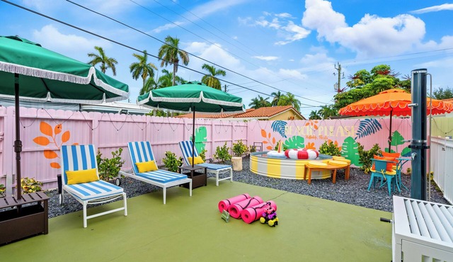 CowboyPool, MiniGolf, Arcade, Firepit, PingPong! Hallandale Beach Gem