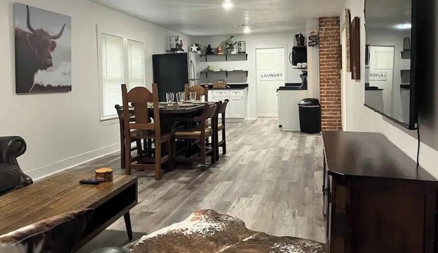 Cowtown Cottage: Steps to Stockyards - Near 2026 Cup