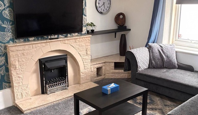 Coxon - 5 Bdrm 4 beds Perfect 4 contractor