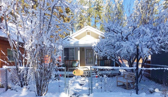 Coy Cottage - NEAR OKTOBERFEST! Calm & quite location within minuets of the heart of town!