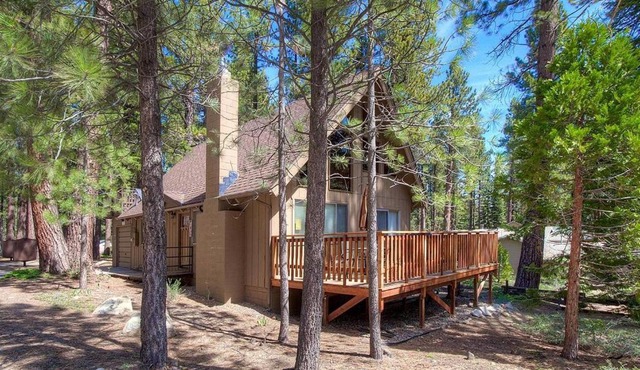 Coyote Den by Lake Tahoe Accommodations