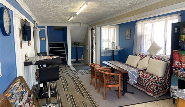 Coyote East Motel