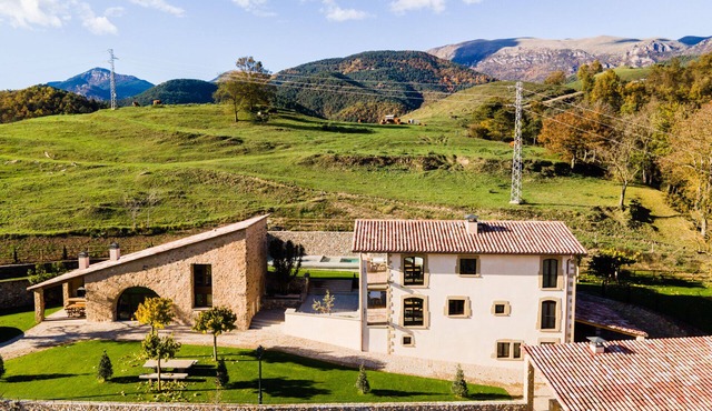 Cozy mountain house in the Pyrinees