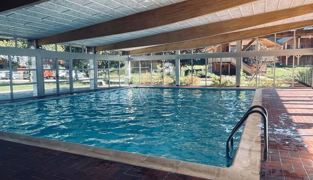 Cozy Countryside Retreat