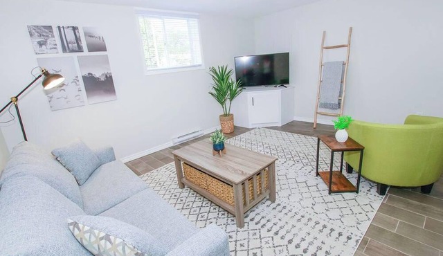 Cozy 1 bdrm home mins to Georgian Bay