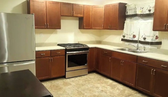 Cozy 1 bed/1 bath fully furnished ished apartment