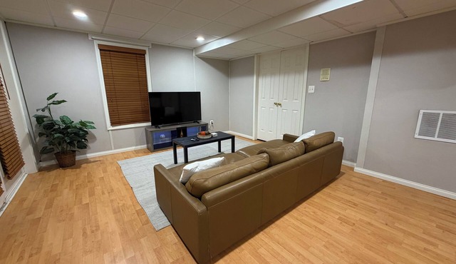 Cozy 1-Bedroom 1bathroom with private entrance Basement Apt in Gated community