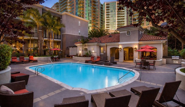 Cozy 1-bedroom apartment in adorable Marina del Rey Near Venice