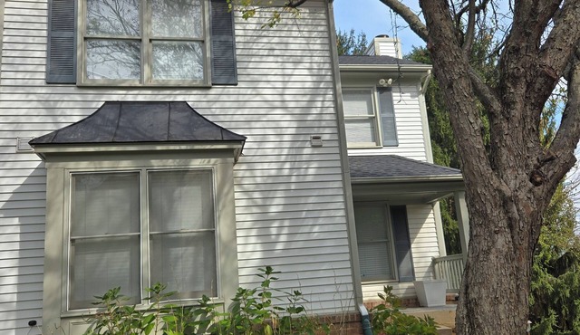 Cozy 1-bedroom apartment in fabulous Gaithersburg with AC