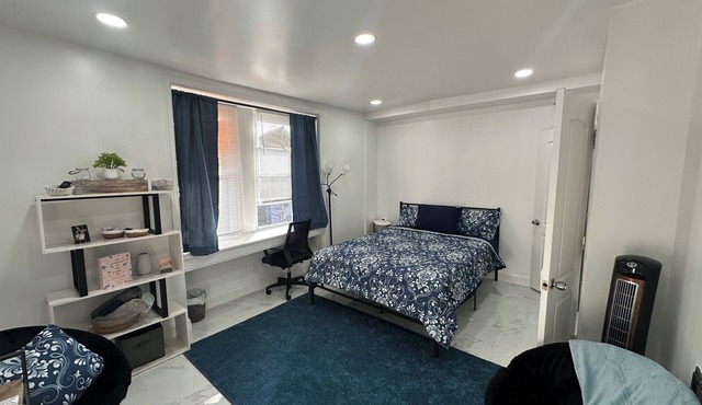 Cozy 1-bedroom apartment with WiFi, AC in pleasant Philadelphia