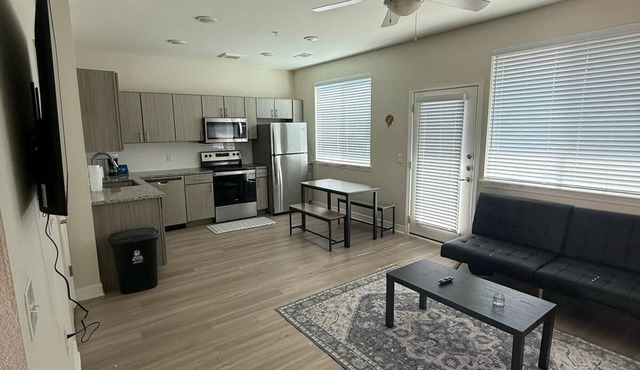 Cozy 1-bedroom apartment in enchanting Cedar Park with WiFi, fitness room