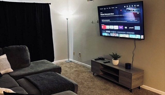 Cozy 1-bedroom apartment, 6 min drive to notre dame university.