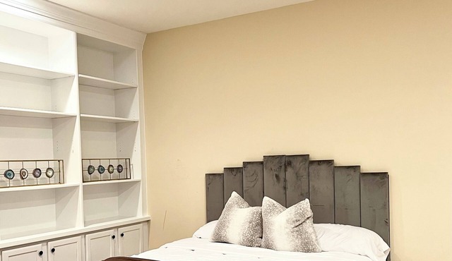 Cozy 1-bedroom apartment in fantastic Chantilly/Aldie area close to IAD airport