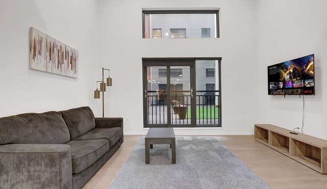 Cozy 1-bedroom apartment with AC in downtown Cleveland