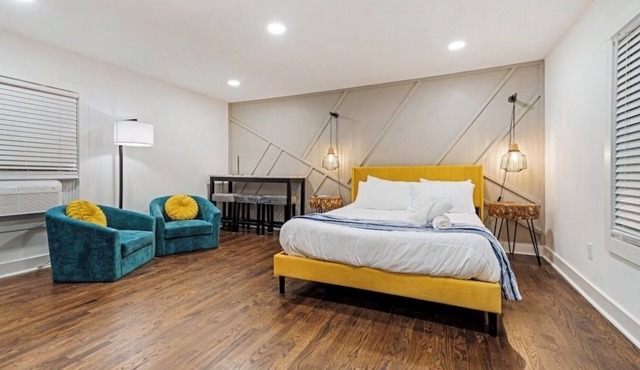 Cozy 1-bedroom apartment 20 Drive to Nashville surrounded by nature