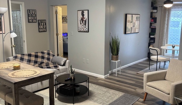 Cozy 1-bedroom apartment in tranquil Pemberton with AC