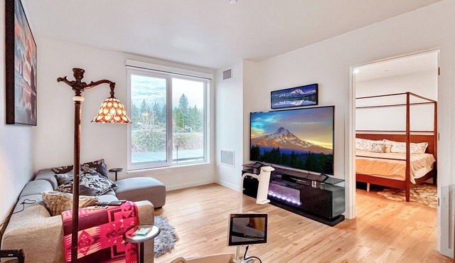 Cozy 1-bedroom apartment in tranquil Washougal near Columbia River