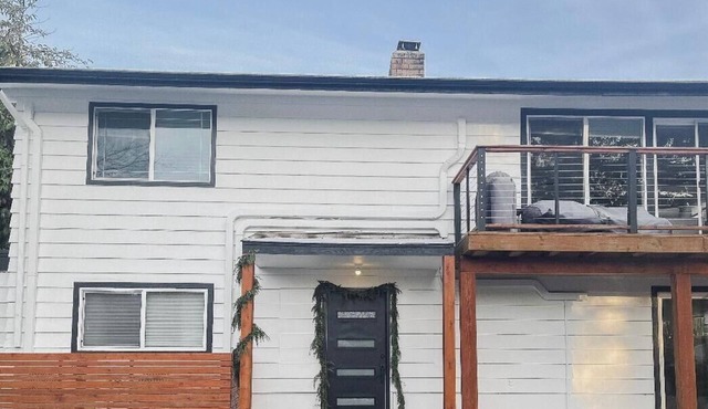 Cozy 1-bedroom apartment in pleasant Lynnwood with AC