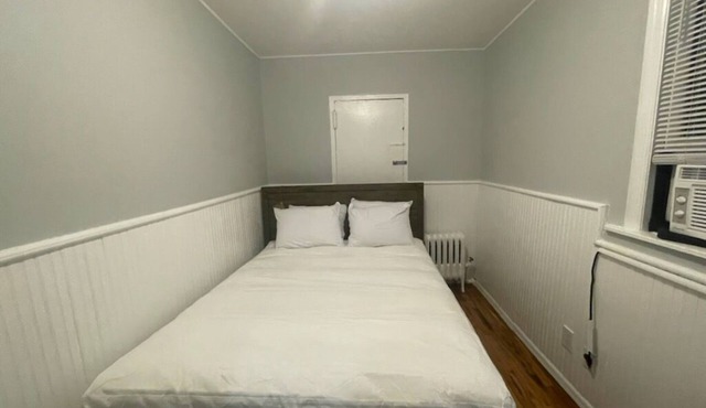 Cozy 1-bedroom apartment in awesome New York with AC, WiFi