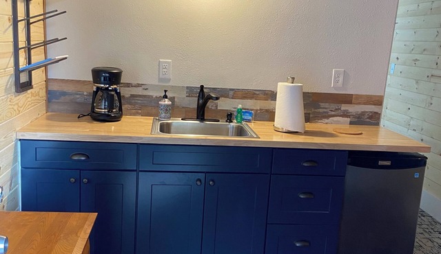 Cozy 1-bedroom apartment with KING bed in SW Portland