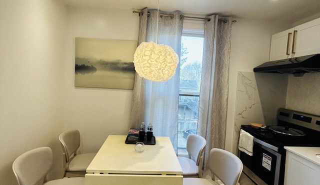 Cozy 1-Bedroom Apartment in the Heart of Grimsby