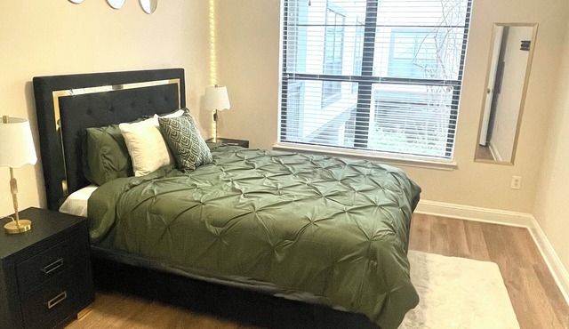 Cozy 1-bedroom apartment with WiFi, fitness room in welcoming Houston