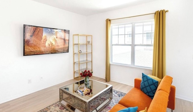 Cozy 1-bedroom apartment in fantastic Orlando with WiFi, AC 15mins airport