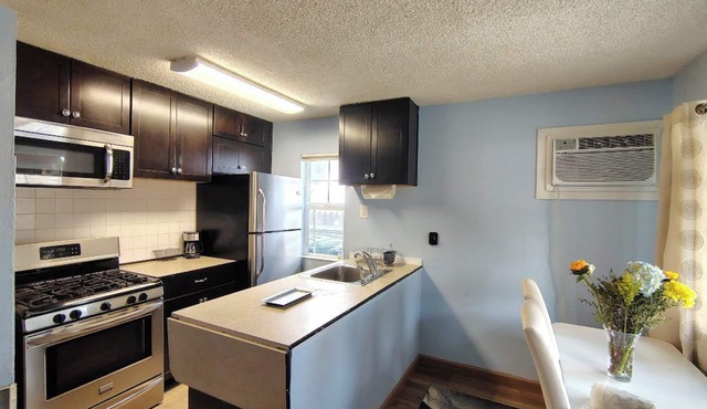 Cozy 1-bedroom apartment with AC in amazing Vallejo