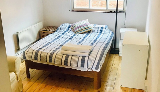 Cozy 1-bedroom apartment close to the City