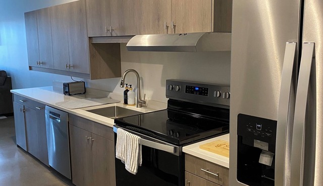 Cozy 1-bedroom apartment in charming Aurora with WiFi, AC