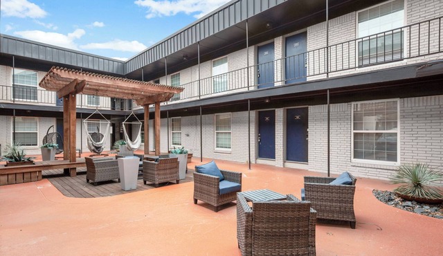 Cozy 1-bedroom apartment in excellent Austin with AC