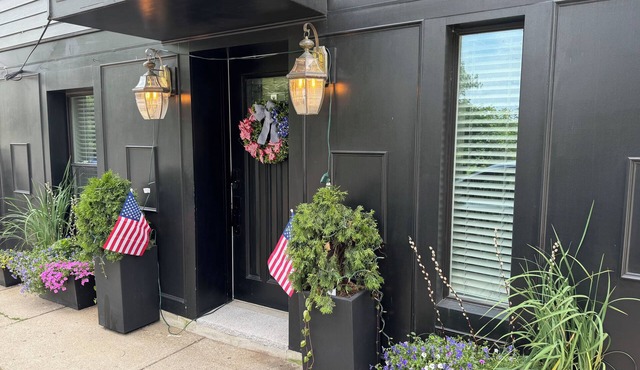 Cozy 1-bedroom apartment in welcoming Boston with WiFi, AC