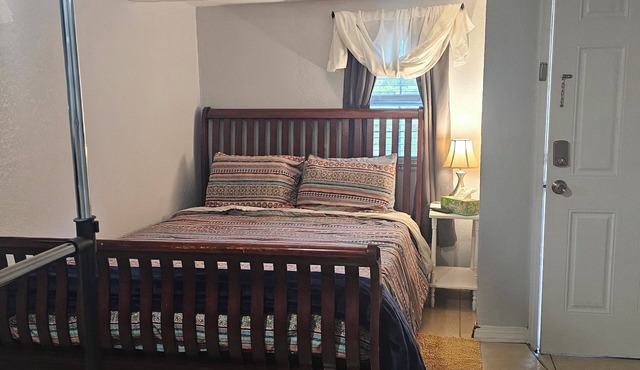 Cozy 1-bedroom apartment in soothing Ocala with AC