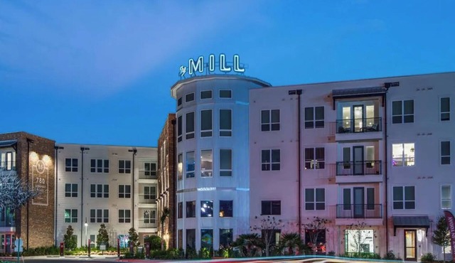Cozy 1-bedroom Apartment with near The Woodlands