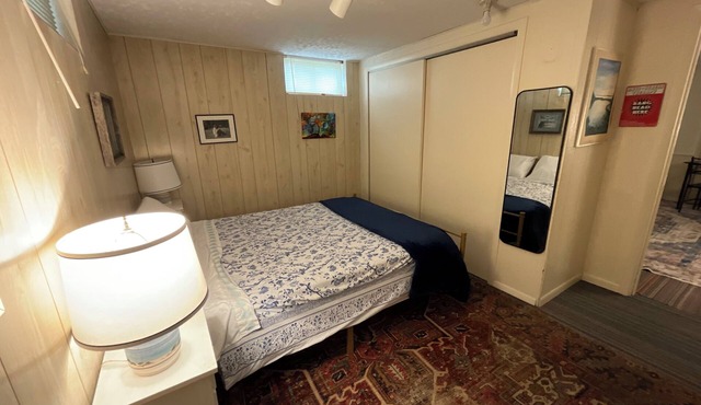 Cozy 1-bedroom basement apartment in Peoria Heights Pets Welcome!