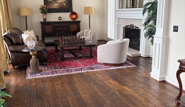 Cozy 1-bedroom bed & breakfast in charming Dallas with AC