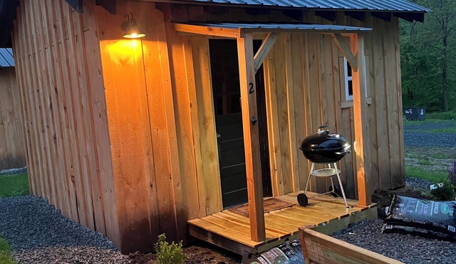 Cozy 1-bedroom cabin in Dushore at Rocky Valley Campground Cabin 2