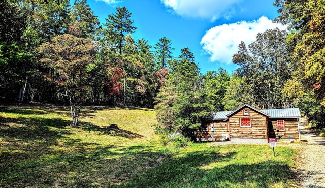 Cozy 1 - Bedroom Cabin in Cooper's Creek Area