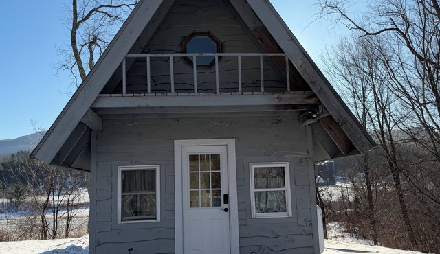 Cozy 1-bedroom chalet in beautiful Stowe with AC