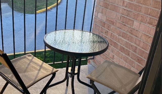 Cozy 1-bedroom condo in beautiful West Chester with AC