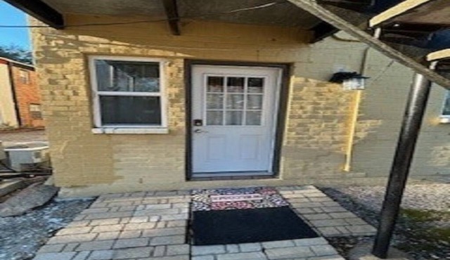 Cozy 1-bedroom condo in Houston SW/Galleria 15 minutes to downtown or med center