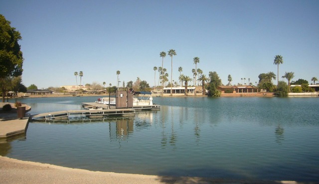 Cozy 1-bedroom condo resort in charming Mesa with WiFi, AC