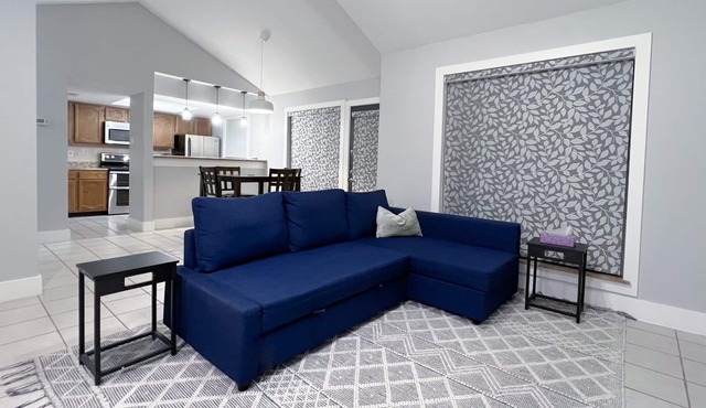 Cozy 1-bedroom condo in lovely Fort Worth with AC, WiFi