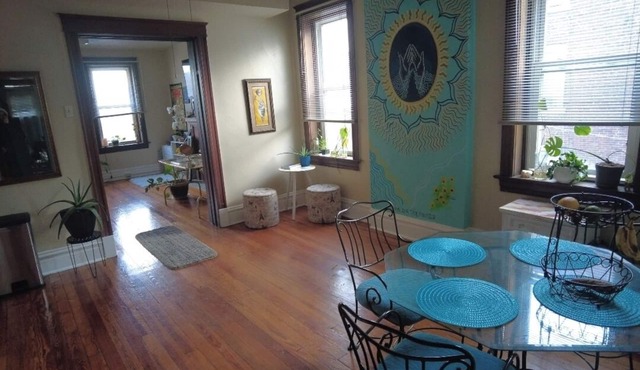Cozy 1-bedroom condo with WiFi, AC in lovely St. Louis