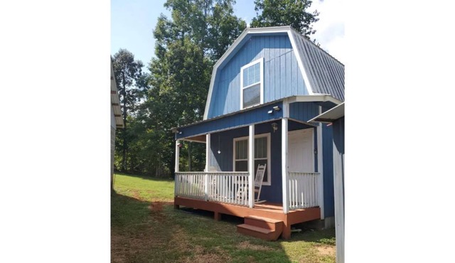 Cozy 1-Bedroom Cottage in Westminster, SC