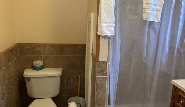 Cozy 1-bedroom hotel in fabulous Dinosaur with WiFi