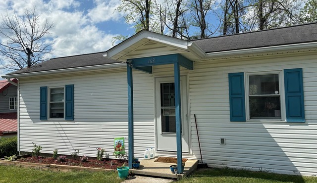 Cozy 1-bedroom house in Anmoore