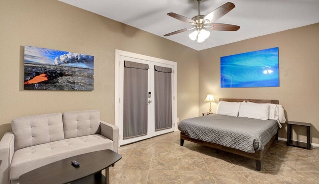 Cozy 1-bedroom house in fantastic Las Vegas with AC, WIFI near Summerlin