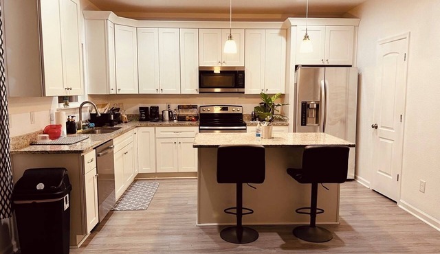 Cozy 1-bedroom in enchanting Hampton with AC, WiFi